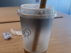 -喜茶(北京华贸购物中心店)