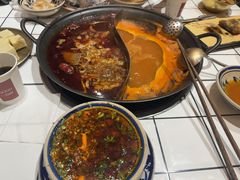 -旧街市鲜货老火锅(大光路店)