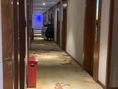 -缦咖电竞酒店(北京鸟巢红军营地铁站店)