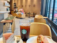 -星巴克臻选(万象前海店)