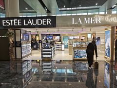 -中免(澳门机场免税店)