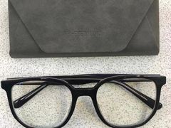 -爱视眸Eyeblling眼镜·依视路·蔡司镜片折扣店(百联南方商城购物中心)