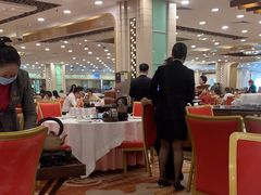 -凤凰楼酒家·粤宴点心(华强北店)