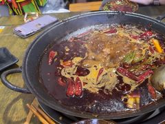 -黄潇洒老火锅(九眼桥宏济巷店)