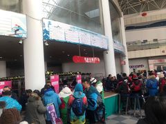 -亚布力新体委滑雪场