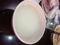 豆浆-东关吉祥西安腊汁肉夹馍(健德门店)