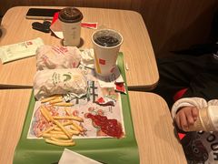 -麦当劳(怀集店)