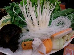 -呷哺呷哺(哈尔滨红博购物广场店)