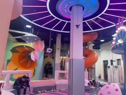 -动力星球家庭亲子游乐中心