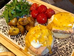 班尼蛋三文鱼-Boxing Cat Brewery拳击猫精酿啤酒馆(永福店)
