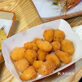钓虾烧烤两不误，聚会亲子总相宜