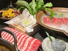 -三出山火锅(南京万象天地店)