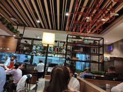 大堂-黄记煌三汁焖锅(金凤万达广场店)