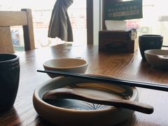 餐具摆设-云海肴·汽锅鸡·云南菜(天山百盛优客店)