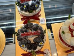 -花花卷卷·鲜食蛋糕(静安久光百货店)