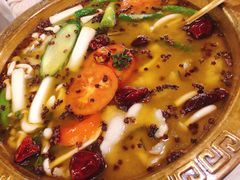 金牌贡椒骨汤鱼-付掌柜在成都·热炒砂锅集(金禾店)