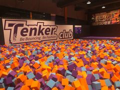 -Tenker Club弹刻极限主题公园 · 蹦床 · 团建 · 生日派对(大关店)
