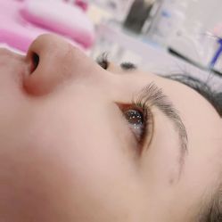 -安娜美甲美睫沙龙