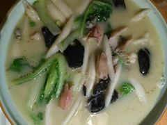 -周大厨辣椒炒肉(巨龙路店)