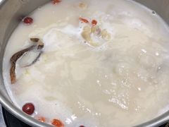 -煲王粤菜餐厅(中侨中心店)