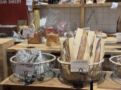 -佐敦面包铺·JORDAN BAKERY