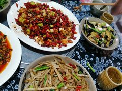 -味老大土碗菜(中山三路店)