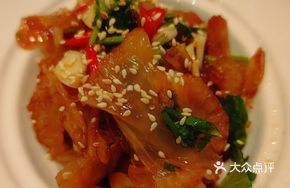 Cold-Mixed Jellyfish Salad