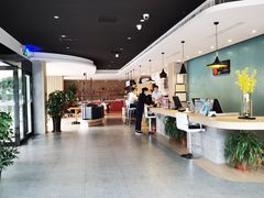 -宜必思酒店(青岛五四广场宁夏路地铁站店)