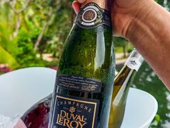 -亚龙湾喜来登·美景台大堂吧