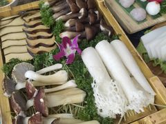 -慢丽江·云南野生菌土鸡锅(西山店)