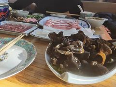 黄金卷-毛辣果·贵州红酸汤牛肉火锅(西单店)
