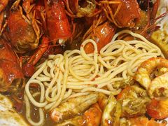 -辣盆盆麻辣小龙虾(哈尔滨总店)
