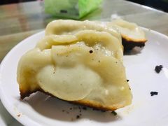 -胡记锅贴·沪上游子老鸭粉丝汤(太原路店)