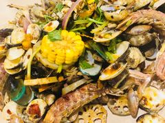 -麻屋手抓海鲜(防城港总店)