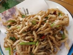 -那家老院子东北菜·饺子·小鸡炖蘑菇(艳华街店)