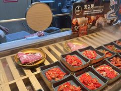 -山焱·炭火自助烤肉(周浦万达店)