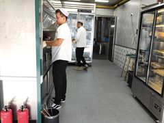 -贯贯吉·清真餐厅(浙江中路店)