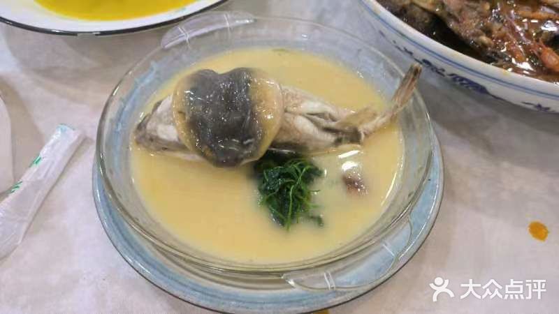 皮五鱼汤面(老街店)秧草河豚图片