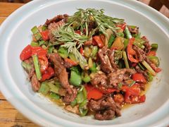 -老滇山寨•云南特色菜•地方菜•民族风情歌舞表演(金碧店)