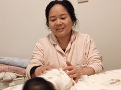 -乐禧母婴全自营月嫂(宝山店)