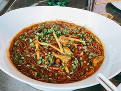 沙蒜烧豆面-新荣记(BFC外滩金融中心店)
