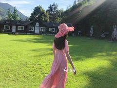 -梦娜斯庄园
