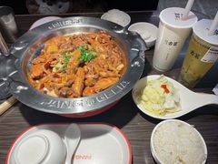-胖哥俩肉蟹煲(世茂国际广场店)