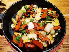 铁板香茅黑牛肝菌-云海肴·汽锅鸡·云南菜(美罗城店)