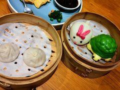 -乐忻皇朝(上海中心大厦店)