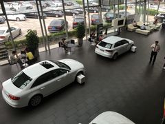-博瑞祥云奥迪4S店