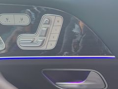 -上海星瀚奔驰4S店(红柳路店)