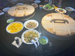 -鱼窝棚柴火铁锅炖(富山屯店)