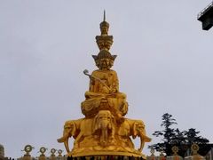-峨嵋山金顶