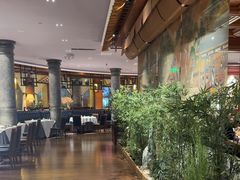 -八府香鸭·啫啫煲(华山路店)